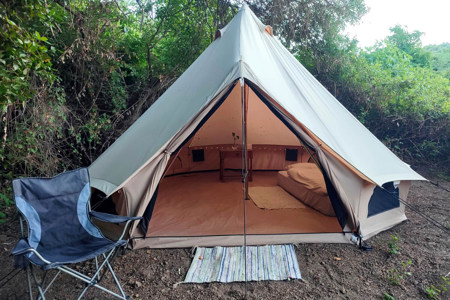 Glamping Bell Tent per 1 ospite con bagno esterno