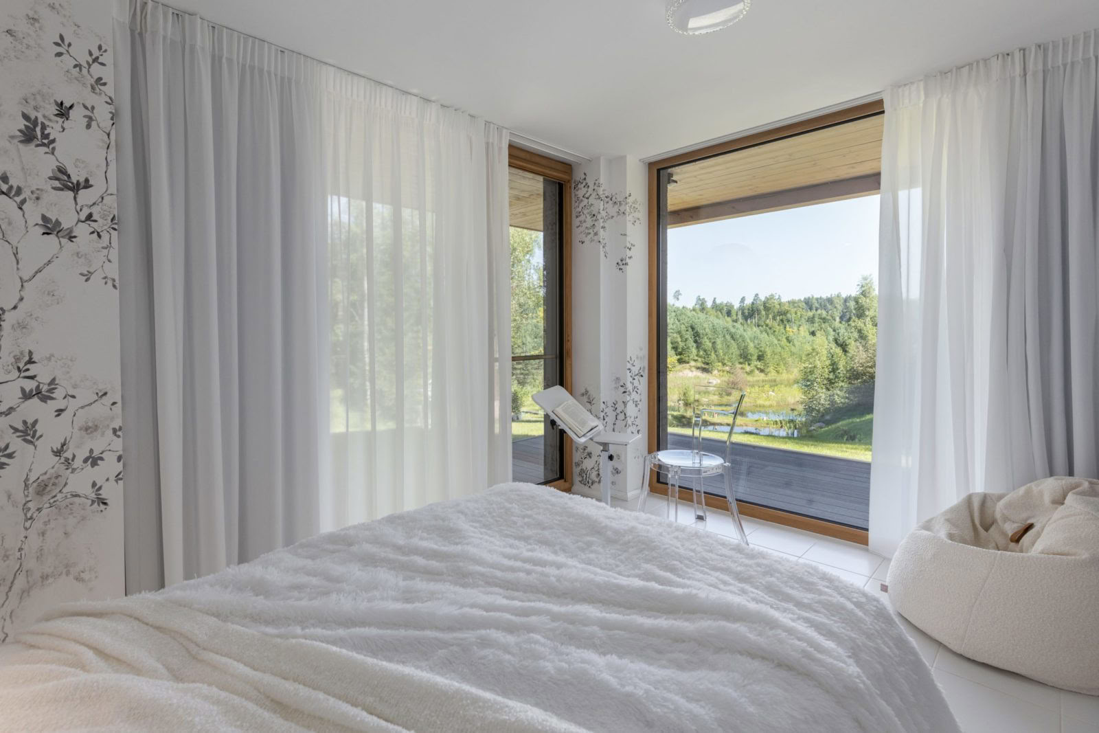 Self Room