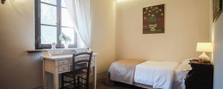 Singola con bagno privato