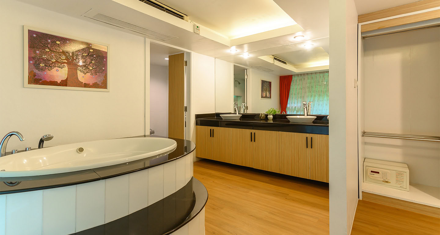 Executive Suite