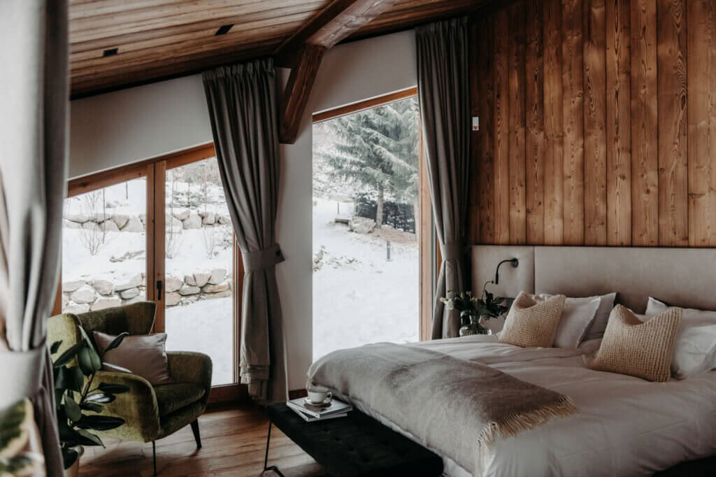 Main Chalet Room 3