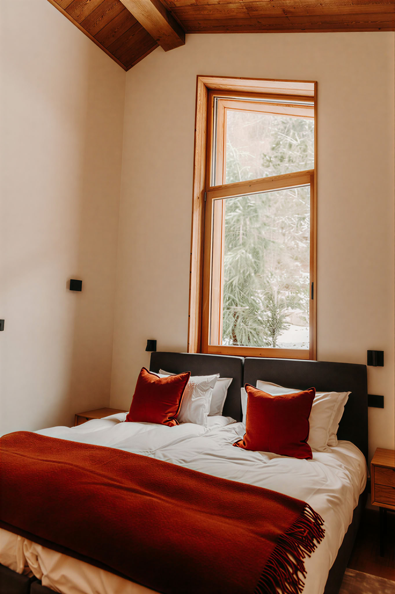 Main Chalet Room 35