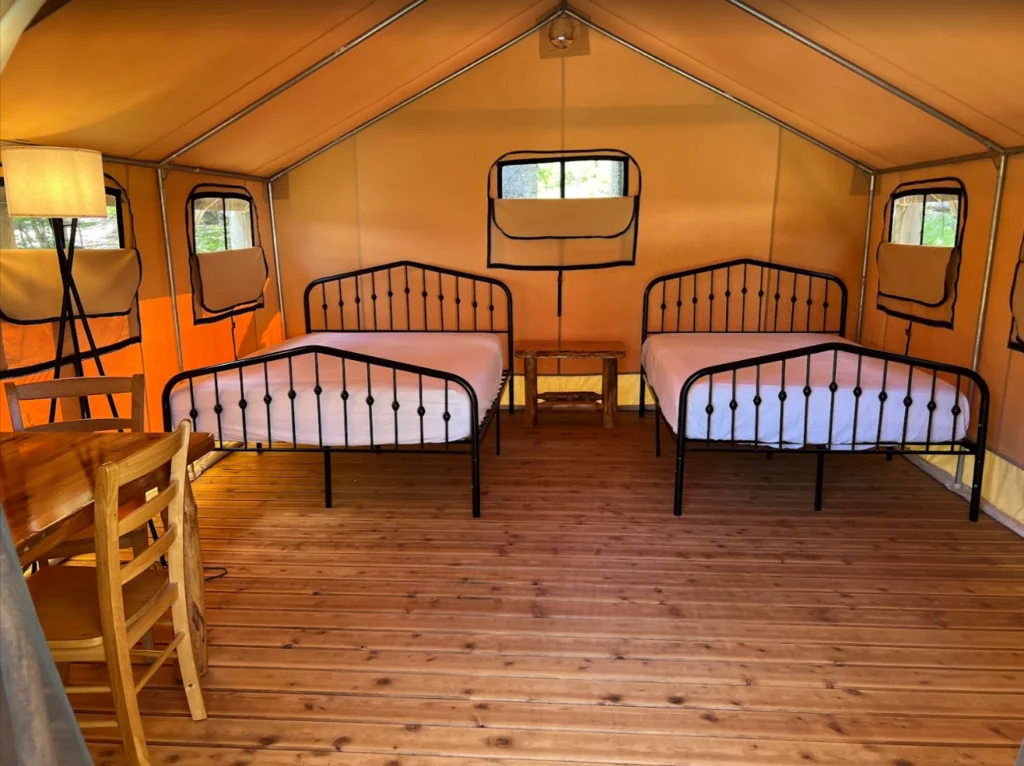 The Aviary (1 letto queen + 1 letto matrimoniale)