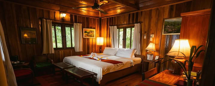 La Suite in Teak