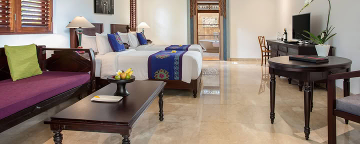 Suite Reale con Vista Giardino