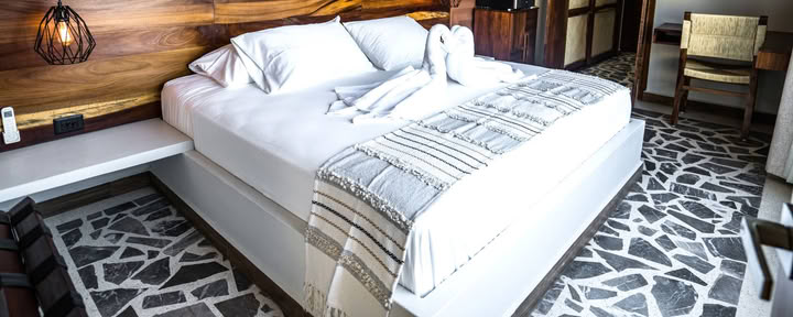 Canela Room